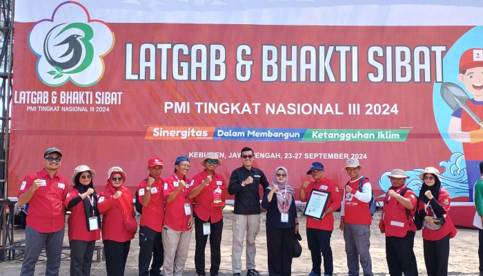 PMI Kota Cilegon Terima Dua Penghargaan Sebagai Pusat Unggulan Tingkat Utama