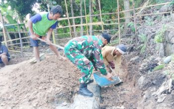 Babinsa Koramil 2307/Ciwandan, Karbak Pembangunan Saluran Air