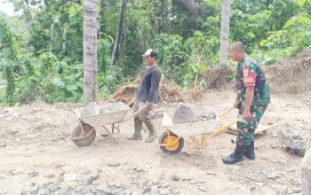 Babinsa Koramil 2307/Ciwandan, Karbak Pembangunan Pondasi TPT