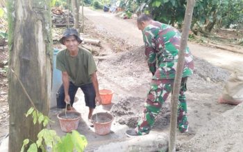 Babinsa Koramil 2304/Anyer, Karbak Pembangunan Rumah Warga