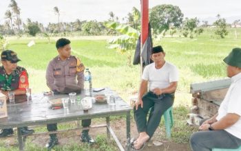 Babinsa Koramil 2302/Bojonegara, Komsos Gotong Royong