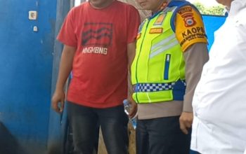 Kapolres Maros Pantau Aktifitas Masyarakat Di Pelelangan Ikan Labuang, Pastikan Masyarakat Aman