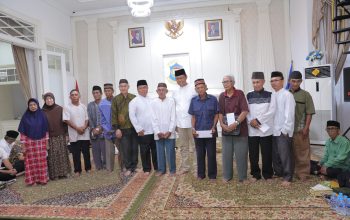 Pj Gubernur Babel bersilaturahmi dengan Wali Kota dan tokoh masyarakat Pangkalpinang.