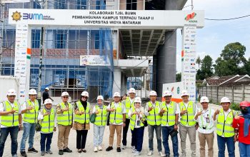 Krakatau Steel Salurkan Bantuan Untuk Mewujudkan Pembangunan Gedung Universitas Widya Mataram