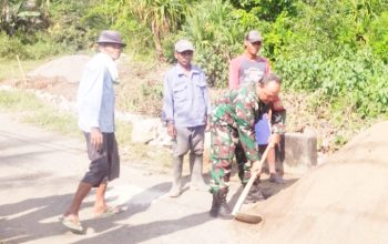 Babinsa Koramil 2307/Ciwandan, Karbak Pembangunan Jalan Warga