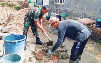 Babinsa Koramil 2307/Ciwandan, Karbak Pembangunan Rumah Warga